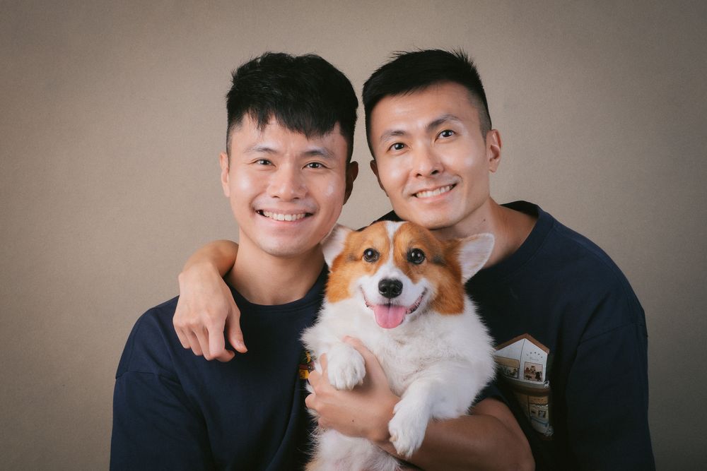 Couples with Pets portrait by Furtographed