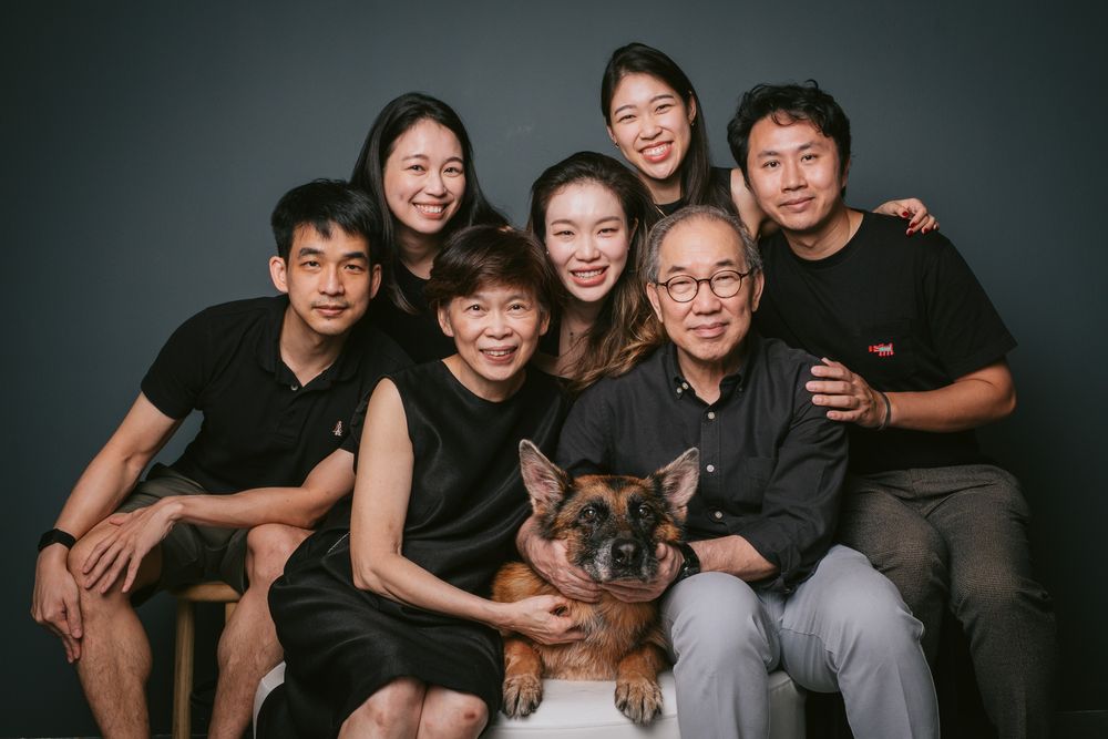 Families with Pets portrait by Furtographed